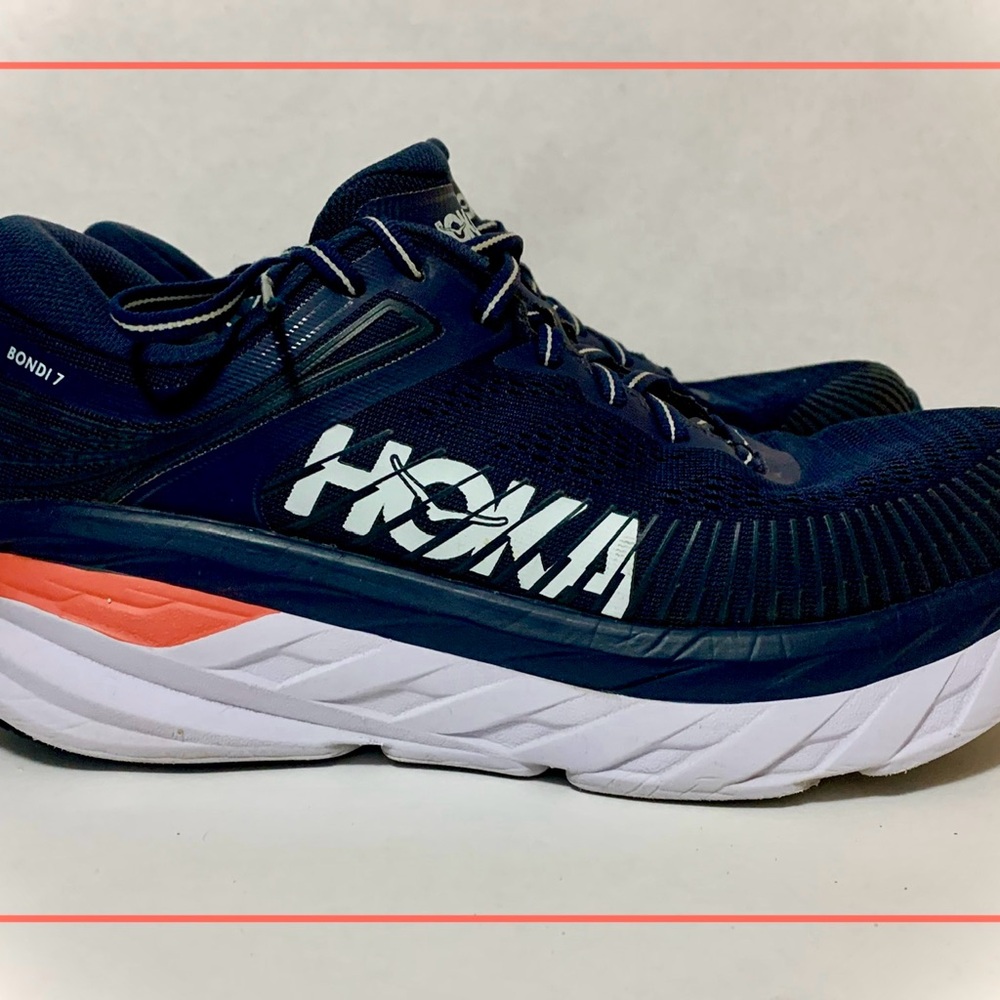 Women’s Hoka Bondi 7 Running Shoe Size 8.5